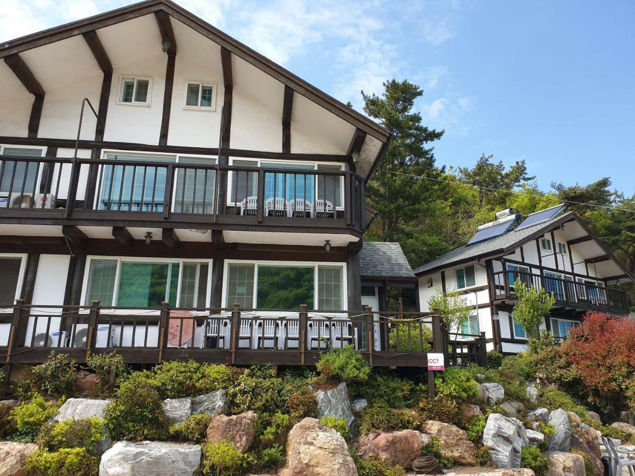 Tongyeong Yehyang Pension Bagian luar foto